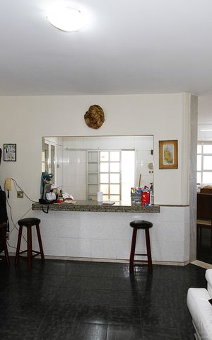 Apartamento à venda com 580m², 6 quartos e 6 vagasSala de TV