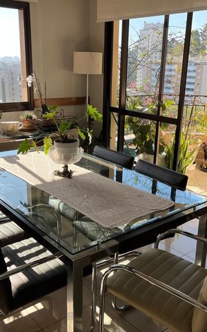 Apartamento à venda com 120m², 3 quartos e 4 vagas Apartamento à venda com 120m², 3 quartos e 4 vagasSala de Jantar