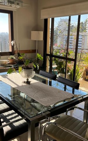 Apartamento à venda com 120m², 3 quartos e 4 vagas Apartamento à venda com 120m², 3 quartos e 4 vagasSala de Jantar