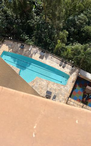 Apartamento à venda com 120m², 3 quartos e 4 vagas Apartamento à venda com 120m², 3 quartos e 4 vagasVista