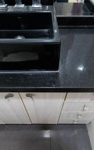Apartamento à venda com 53m², 2 quartos e 1 vaga Apartamento à venda com 53m², 2 quartos e 1 vagaBanheiro