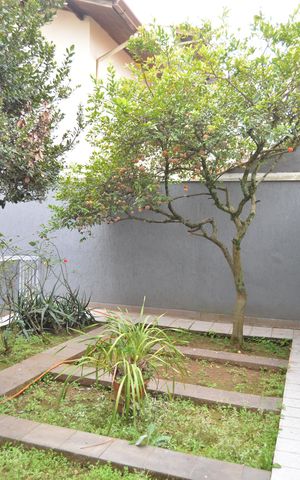 Casa à venda com 240m², 3 quartos e 2 vagasQuintal