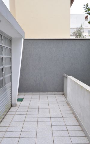 Casa à venda com 240m², 3 quartos e 2 vagasQuintal