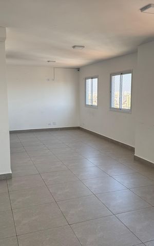 Apartamento à venda com 38m², 2 quartos e 1 vaga Apartamento à venda com 38m², 2 quartos e 1 vagaÁrea comum - Salão de festas