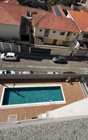 Apartamento à venda com 38m², 2 quartos e 1 vaga Apartamento à venda com 38m², 2 quartos e 1 vagaÁrea comum - Piscina