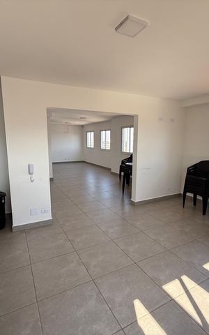 Apartamento à venda com 38m², 2 quartos e 1 vaga Apartamento à venda com 38m², 2 quartos e 1 vagaÁrea comum - Salão de festas