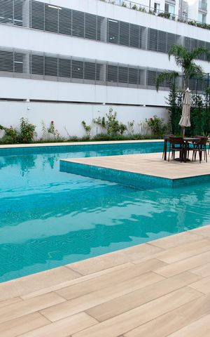 Apartamento à venda com 57m², 2 quartos e 1 vaga Apartamento à venda com 57m², 2 quartos e 1 vagaÁrea comum - Piscina