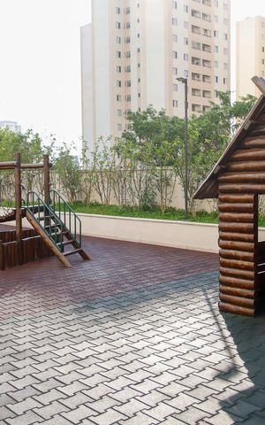 Apartamento à venda com 57m², 2 quartos e 1 vaga Apartamento à venda com 57m², 2 quartos e 1 vagaÁrea comum - Playground