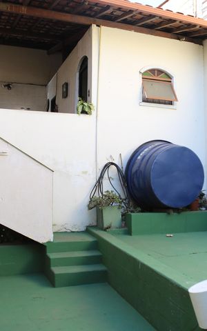 Casa à venda com 300m², 5 quartos e 3 vagasQuintal