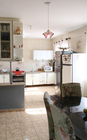 Casa à venda com 300m², 5 quartos e 3 vagasCozinha