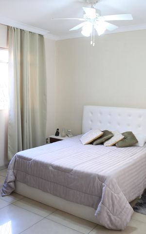 Casa à venda com 300m², 5 quartos e 3 vagasSuíte