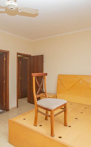 Casa à venda com 410m², 4 quartos e 8 vagasSuíte 3