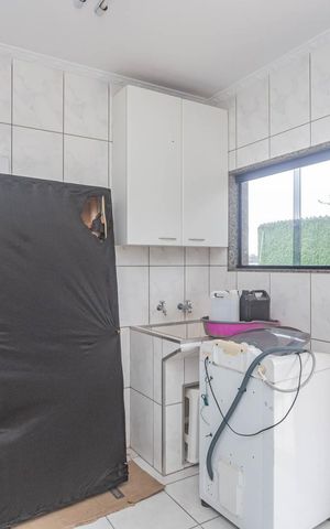 Casa à venda com 410m², 4 quartos e 8 vagasÁrea de Serviço