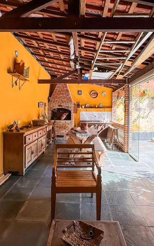 Casa para alugar com 256m², 3 quartos e sem vaga Casa para alugar com 256m², 3 quartos e sem vagaÁrea comum - Churrasqueira