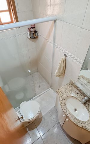 Casa para alugar com 256m², 3 quartos e sem vaga Casa para alugar com 256m², 3 quartos e sem vagaBanheiro Social