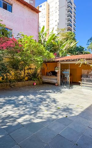 Casa para alugar com 256m², 3 quartos e sem vaga Casa para alugar com 256m², 3 quartos e sem vagaÁrea Externa
