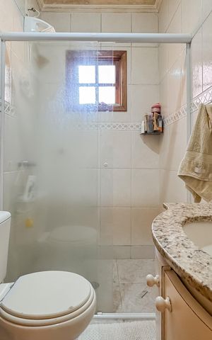 Casa para alugar com 256m², 3 quartos e sem vaga Casa para alugar com 256m², 3 quartos e sem vagaBanheiro Social
