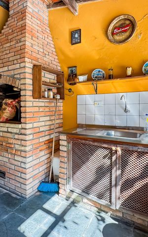 Casa para alugar com 256m², 3 quartos e sem vaga Casa para alugar com 256m², 3 quartos e sem vagaÁrea comum - Churrasqueira