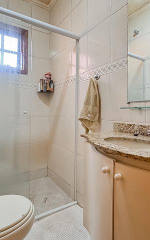 Casa para alugar com 256m², 3 quartos e sem vaga Casa para alugar com 256m², 3 quartos e sem vagaBanheiro Social