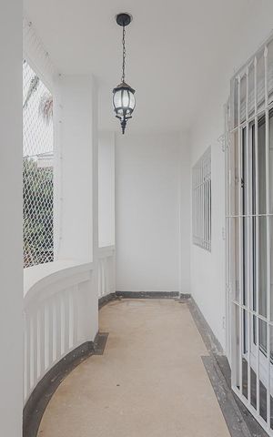 Casa à venda com 300m², 4 quartos e 4 vagasVaranda do Quarto