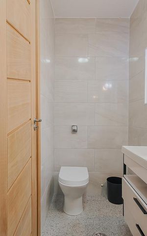 Casa à venda com 300m², 4 quartos e 4 vagasBanheiro da Suíte 3