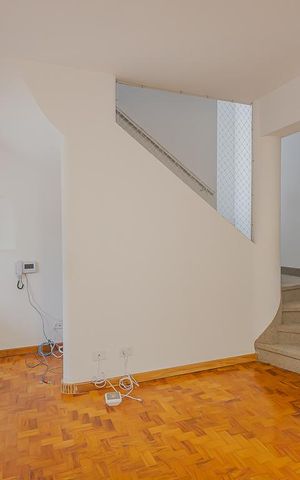 Casa à venda com 300m², 4 quartos e 4 vagasSala