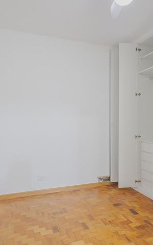 Casa à venda com 300m², 4 quartos e 4 vagasSuíte 1
