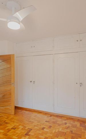 Casa à venda com 300m², 4 quartos e 4 vagasQuarto