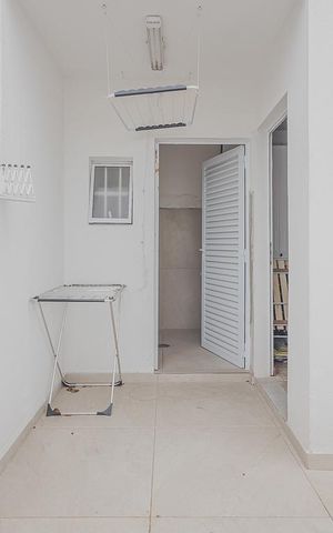 Casa à venda com 300m², 4 quartos e 4 vagasÁrea de Serviço