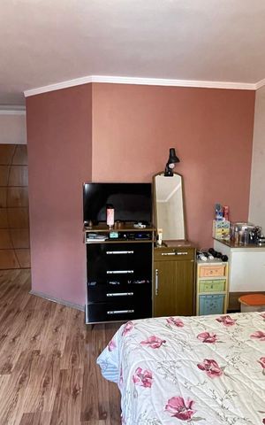 Casa à venda com 250m², 3 quartos e 4 vagas Casa à venda com 250m², 3 quartos e 4 vagasQuarto