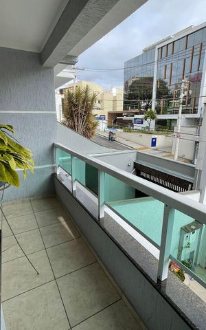 Casa à venda com 250m², 3 quartos e 4 vagas Casa à venda com 250m², 3 quartos e 4 vagasSacada