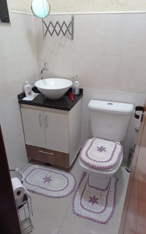 Casa à venda com 250m², 3 quartos e 4 vagas