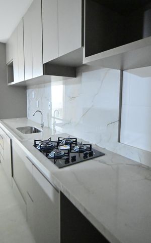 Apartamento para alugar com 97m², 3 quartos e 2 vagas Apartamento para alugar com 97m², 3 quartos e 2 vagasCozinha e Área de Serviço