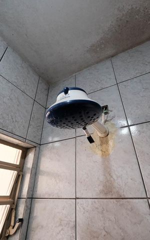 Casa para alugar com 60m², 2 quartos e sem vagaBanheiro