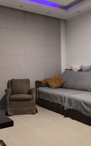 Apartamento à venda com 75m², 2 quartos e 1 vaga Apartamento à venda com 75m², 2 quartos e 1 vagaSala