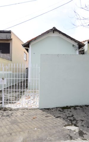 Casa à venda com 216m², 4 quartos e 1 vagaFachada