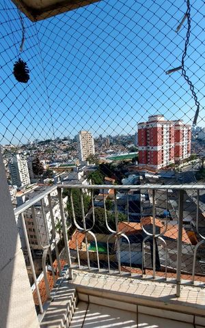 Apartamento à venda com 82m², 3 quartos e 1 vaga Apartamento à venda com 82m², 3 quartos e 1 vagaVaranda
