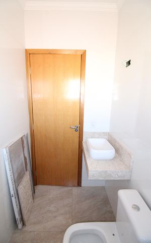Casa para alugar com 185m², 4 quartos e 2 vagasBanheiro da Suíte