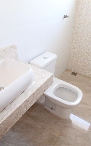 Casa para alugar com 185m², 4 quartos e 2 vagasBanheiro da Suíte