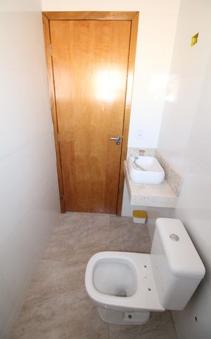 Casa para alugar com 185m², 4 quartos e 2 vagasBanheiro Social 2