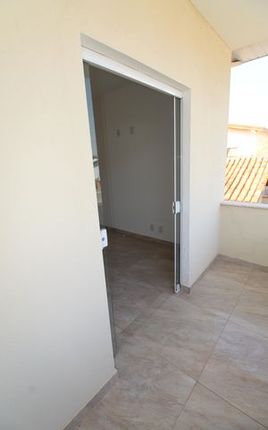 Casa para alugar com 185m², 4 quartos e 2 vagasSacada do Quarto 2