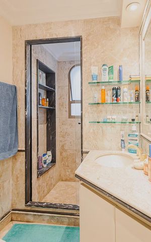Apartamento à venda com 402m², 4 quartos e 4 vagasBanheiro da Suíte 2