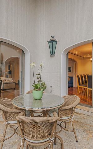 Apartamento à venda com 402m², 4 quartos e 4 vagasVaranda Coberta