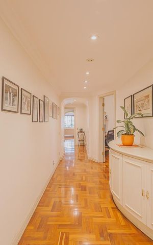 Apartamento à venda com 402m², 4 quartos e 4 vagasCorredor