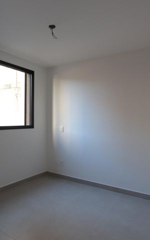 Casa de condomínio à venda com 170m², 3 quartos e 2 vagasSuíte