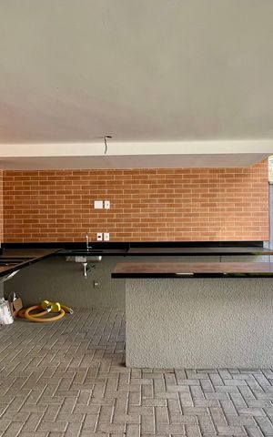 Casa à venda com 276m², 3 quartos e 2 vagas Casa à venda com 276m², 3 quartos e 2 vagasÁrea comum