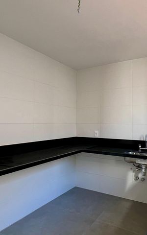 Casa à venda com 276m², 3 quartos e 2 vagas Casa à venda com 276m², 3 quartos e 2 vagasCozinha