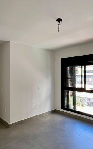 Casa à venda com 276m², 3 quartos e 2 vagas Casa à venda com 276m², 3 quartos e 2 vagasSuíte