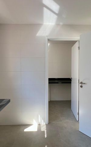 Casa à venda com 276m², 3 quartos e 2 vagas Casa à venda com 276m², 3 quartos e 2 vagasCozinha