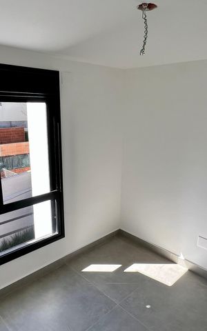 Casa à venda com 276m², 3 quartos e 2 vagas Casa à venda com 276m², 3 quartos e 2 vagasQuarto 3